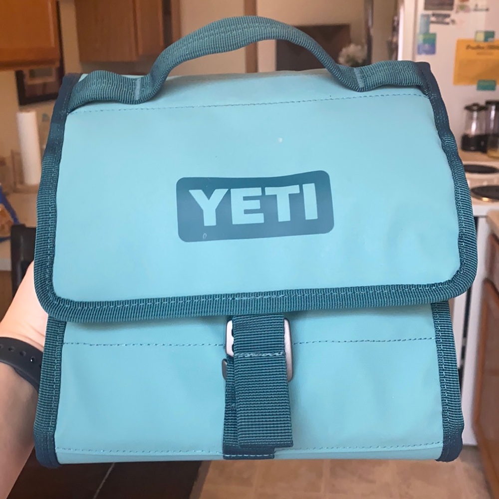 Yeti Daytrip Lunch Bag- River Green